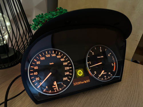 Licznik Simracingowy BMW E90